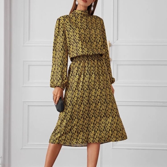 BRAND NEW: shein midi dress - Picture 2 of 2